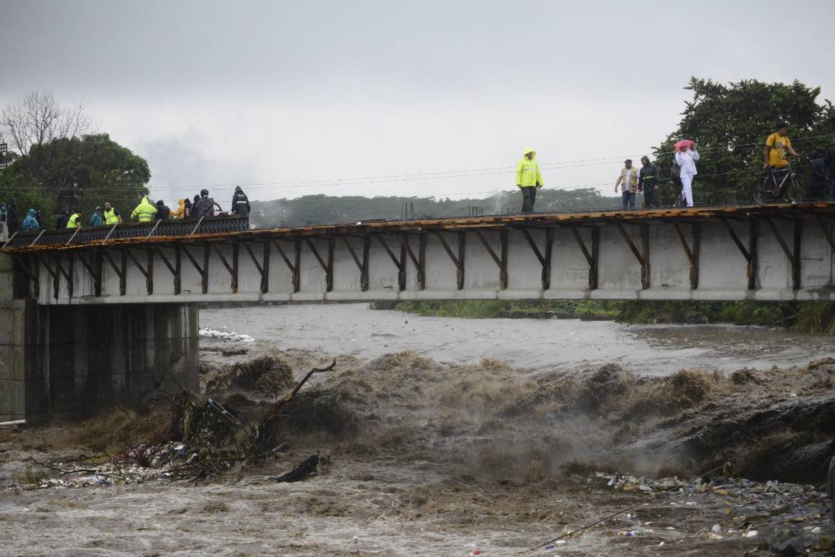 Copeco pide evacuación inmediata en zonas del valle de Sula