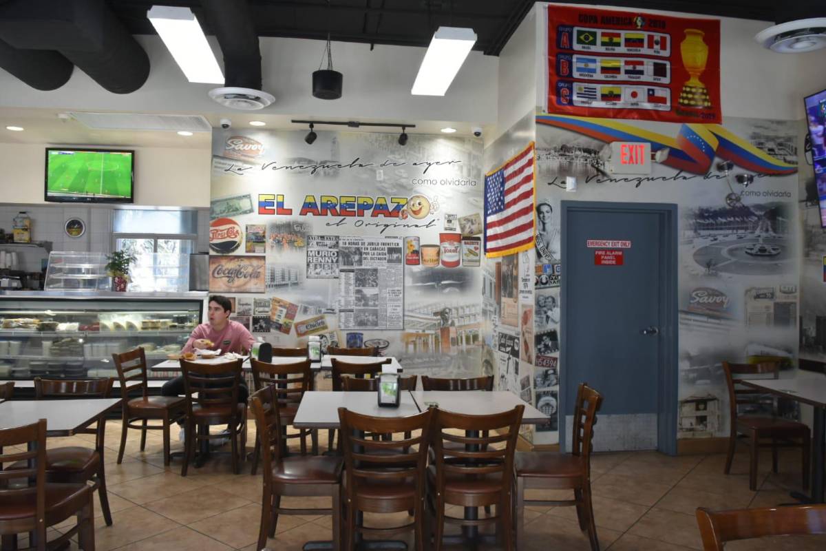 Periodistas estrechan lazos en cobertura de programa de inmigración