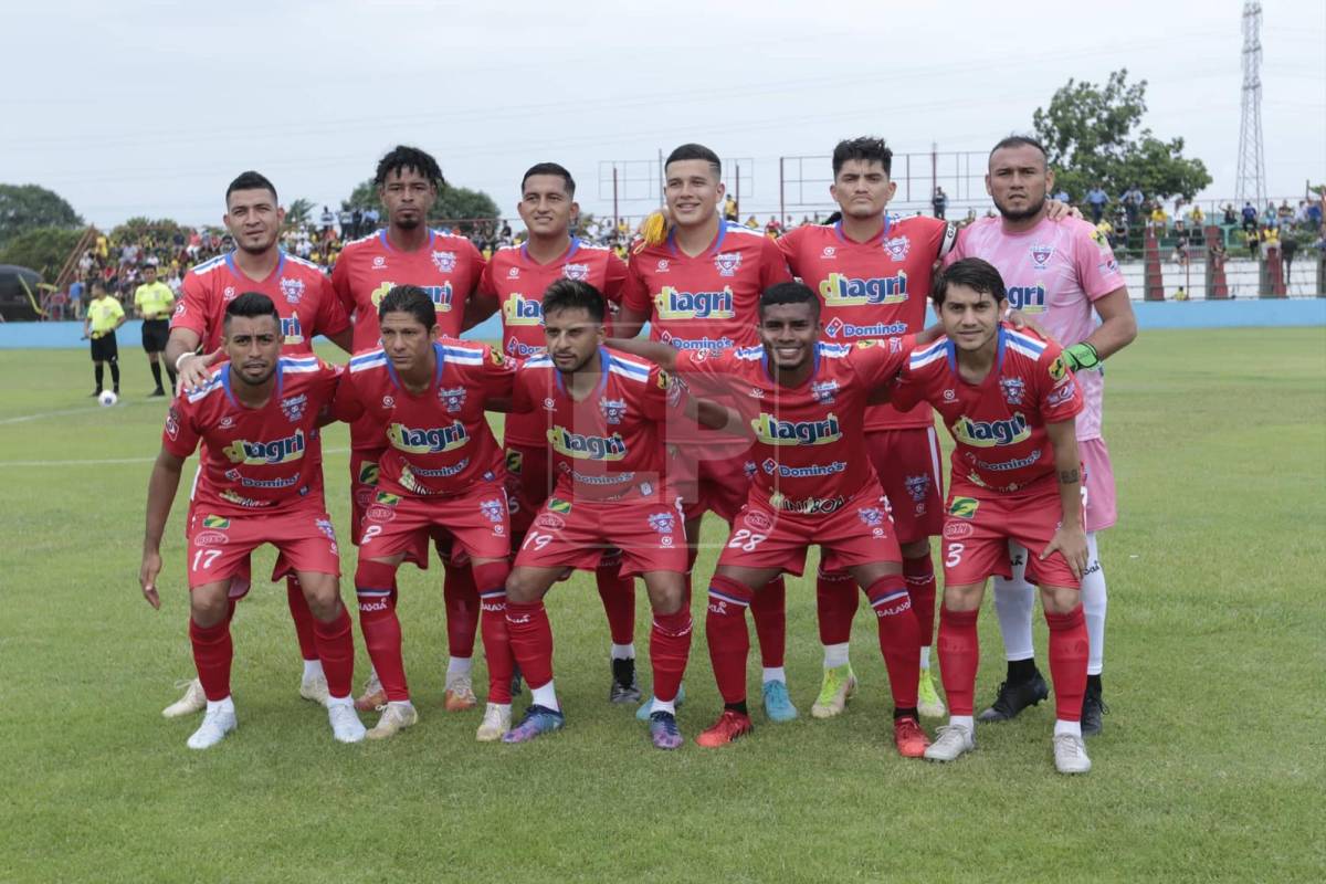 El 11 titular del Luis Ángel Firpo de El Salvador que jugó ante Real España.