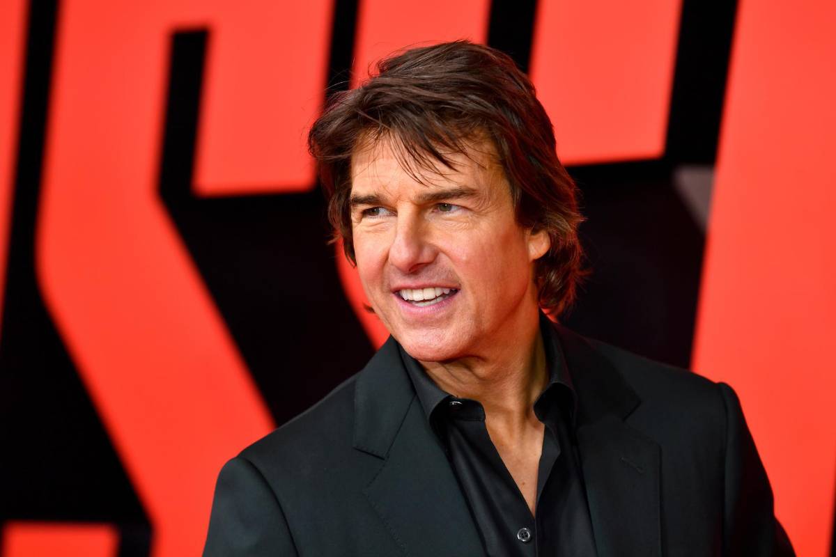 Tom Cruise recibe el máximo honor de la Marina de Estados Unidos