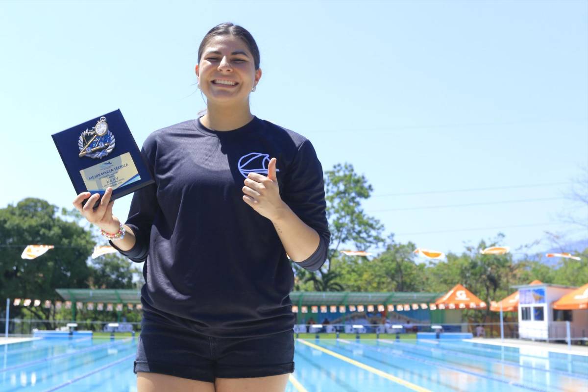 La nadadora Sara Patrana regresó a lo grande.