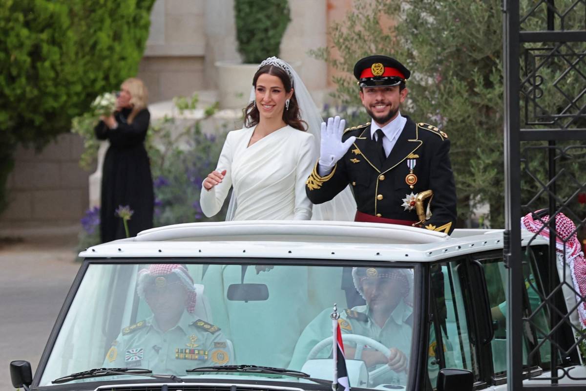 El príncipe heredero jordano se casa con una arquitecta saudita