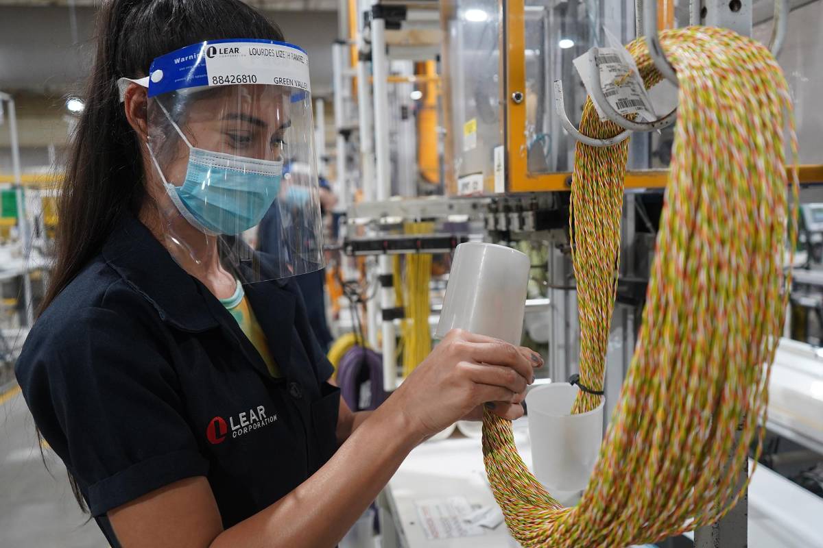 Salario mínimo para la maquila para 2024 aumenta 679.72 lempiras