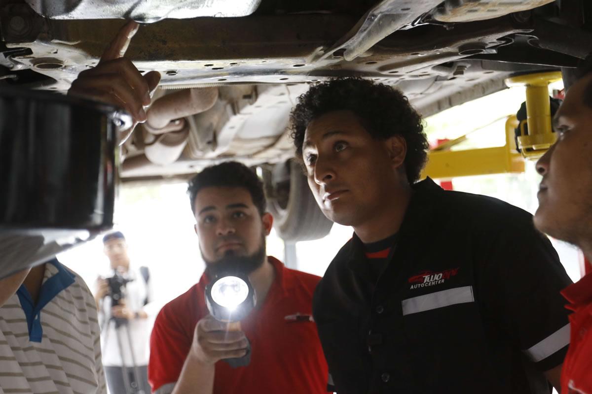 Kevin Hernández es un apasionado de la mecánica automotriz.