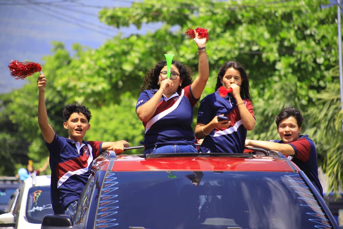 Seniors de Light and Vision celebran su entrada