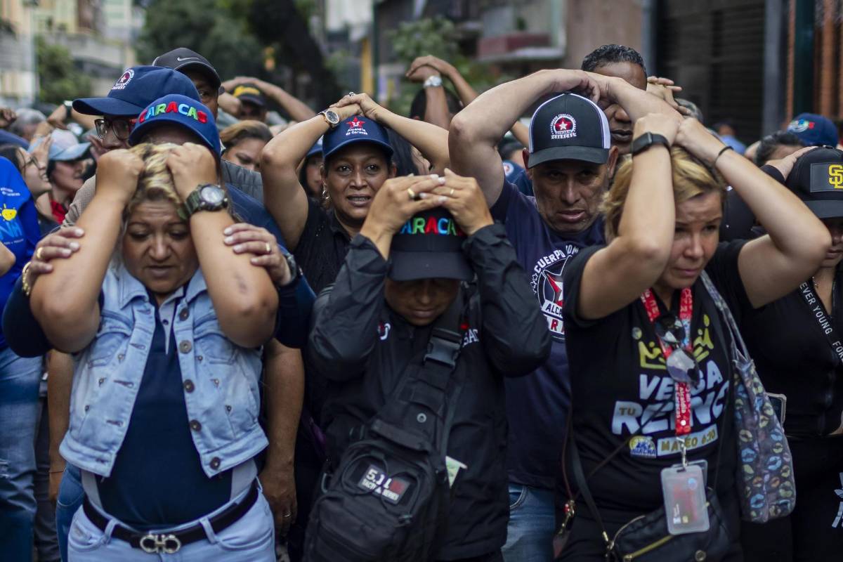 Venezolanos se preparan para responder ante conflicto armado y desastres naturales