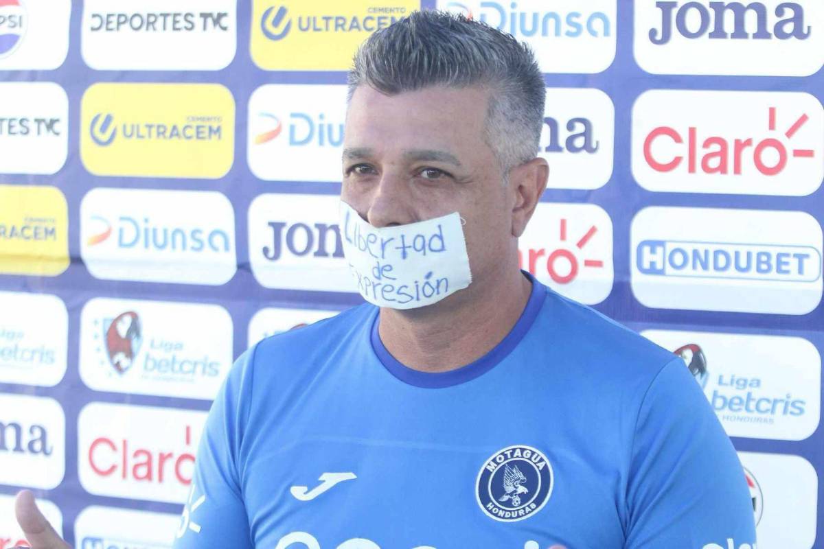 La protesta de Diego Vázquez tras ser castigado por la Comisión de Disciplina