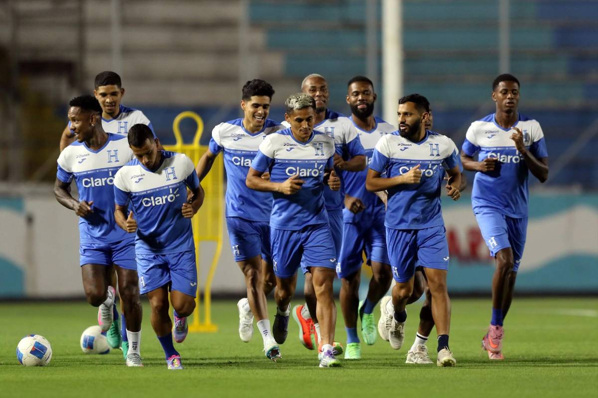 Honduras ya piensa en Nicaragua: 'lujos' de Palma, bromas y así fue el entreno