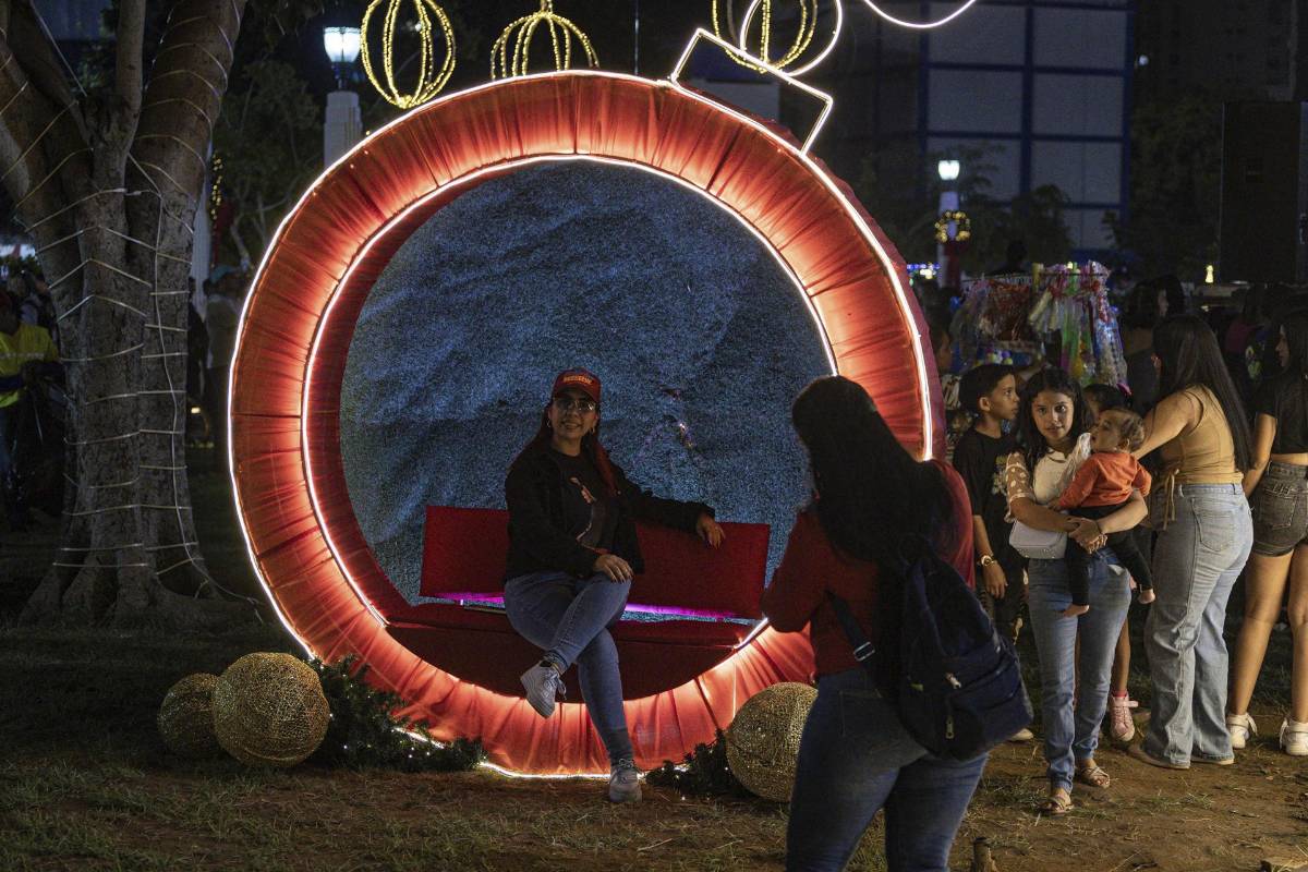 Escándalo en Venezuela: celebran la “Navidad” con fuegos artificiales