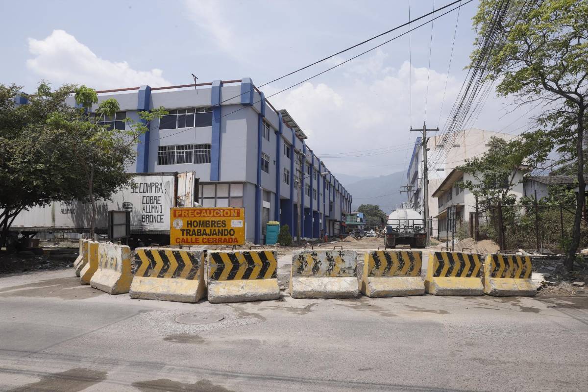 Cierre de calles por trabajos en barrio Medina y Los Andes