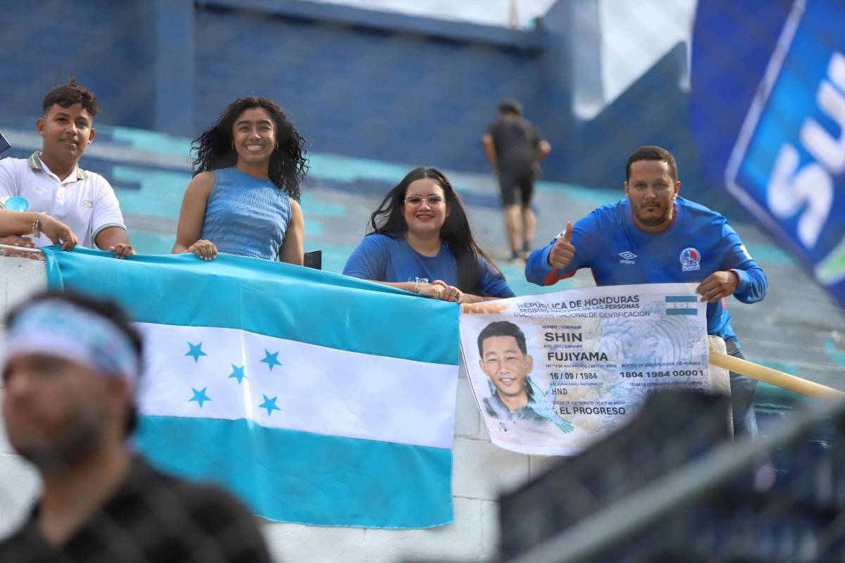 Euforia en San Pedro Sula: multitudes llegan al estadio Francisco Morazán