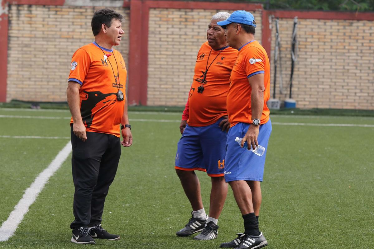 Héctor Castellón ha preparado bien a su equipo para la fase final del torneo.