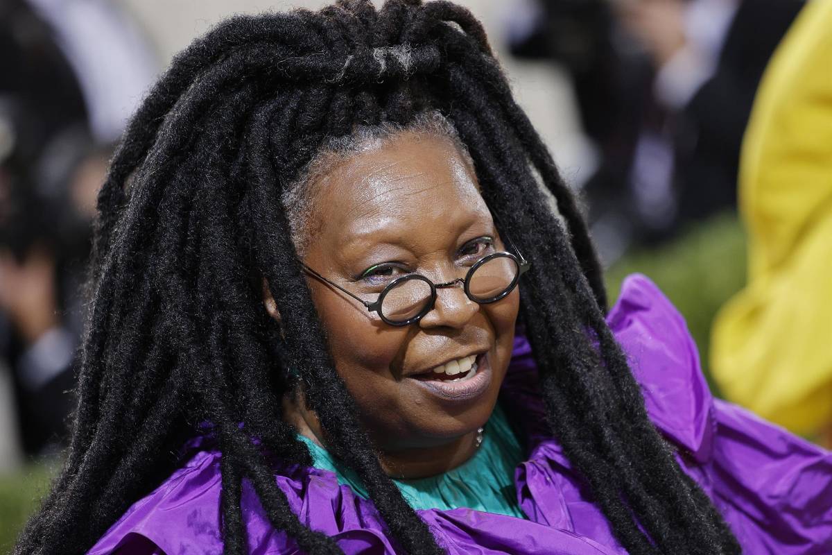 La actriz Whoopi Goldberg da positivo por covid-19