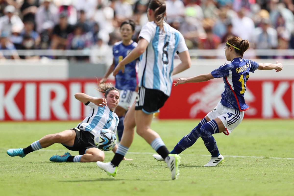 Argentina recibe humillante paliza de 8-0 en partido amistoso