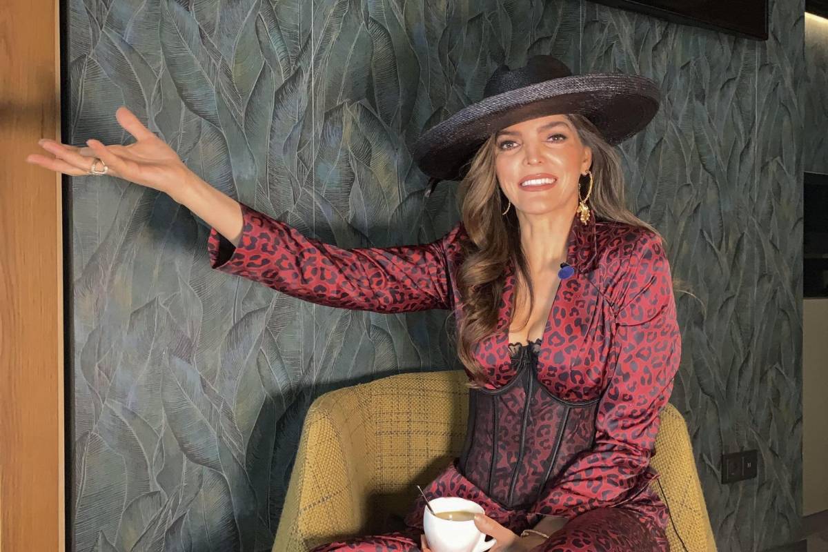 Padre de Ana Bárbara la acusa de enviarlo a golpear tras entrevistas