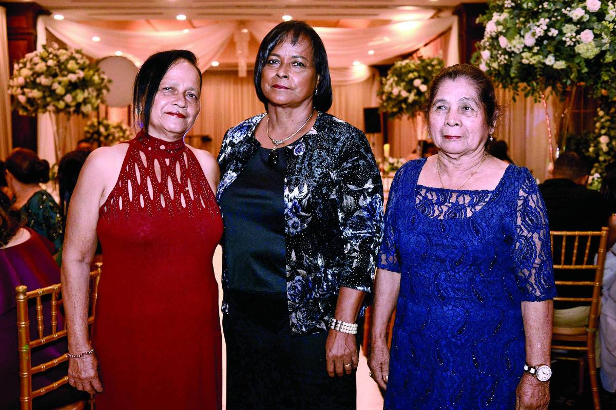 Edwin y Merari contraen matrimonio civil rodeados de amor