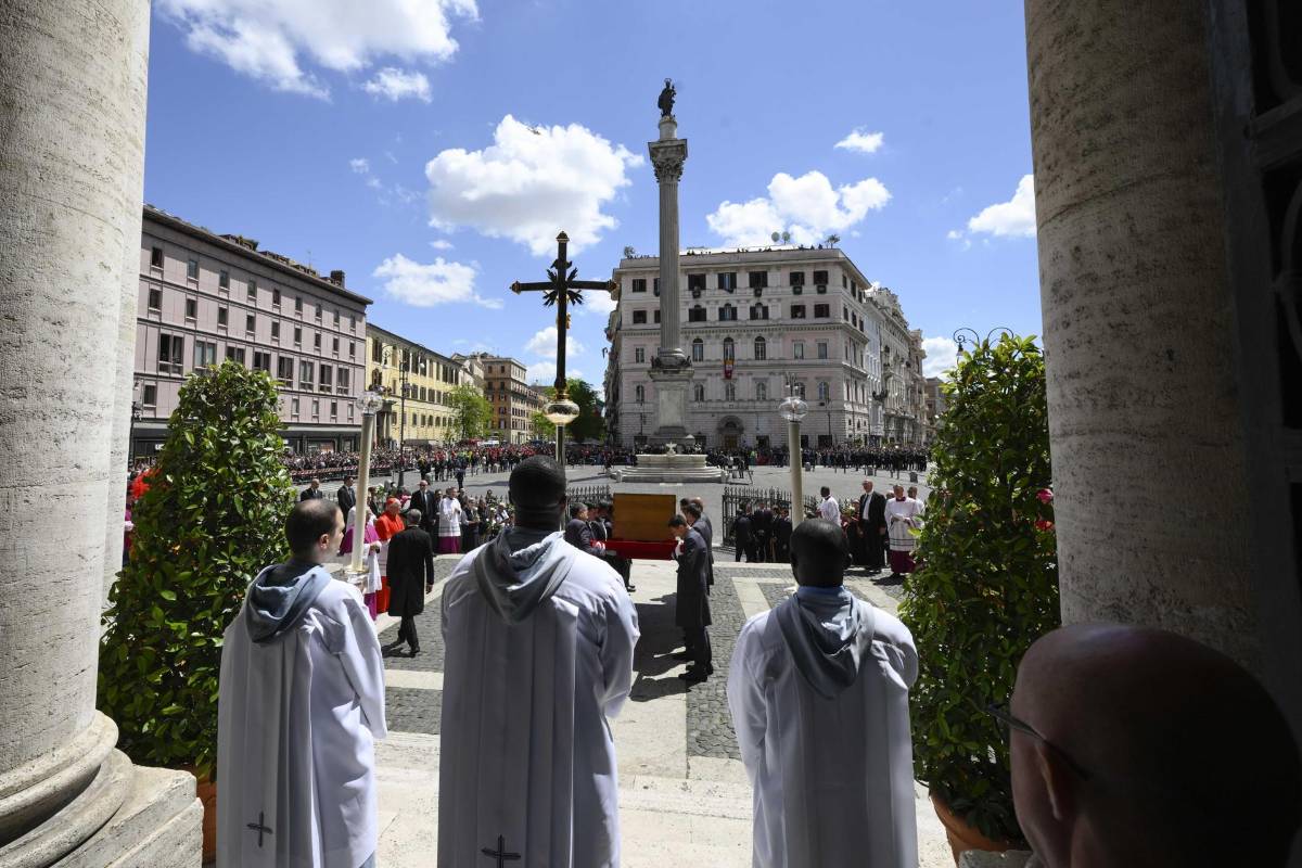 Así se llevó a cabo el sepelio del papa Francisco en la basílica Santa María la Mayor