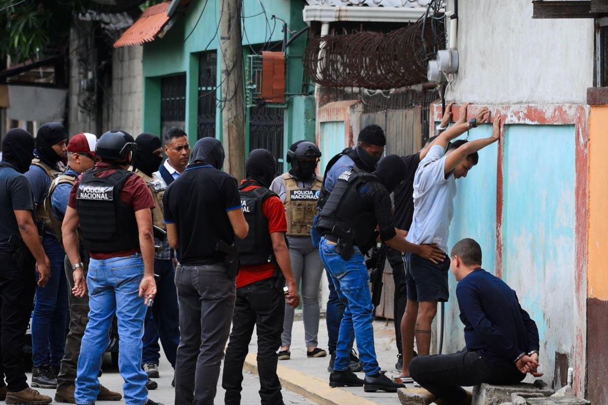 La Dipampco logró capturar a tres sospechosos.