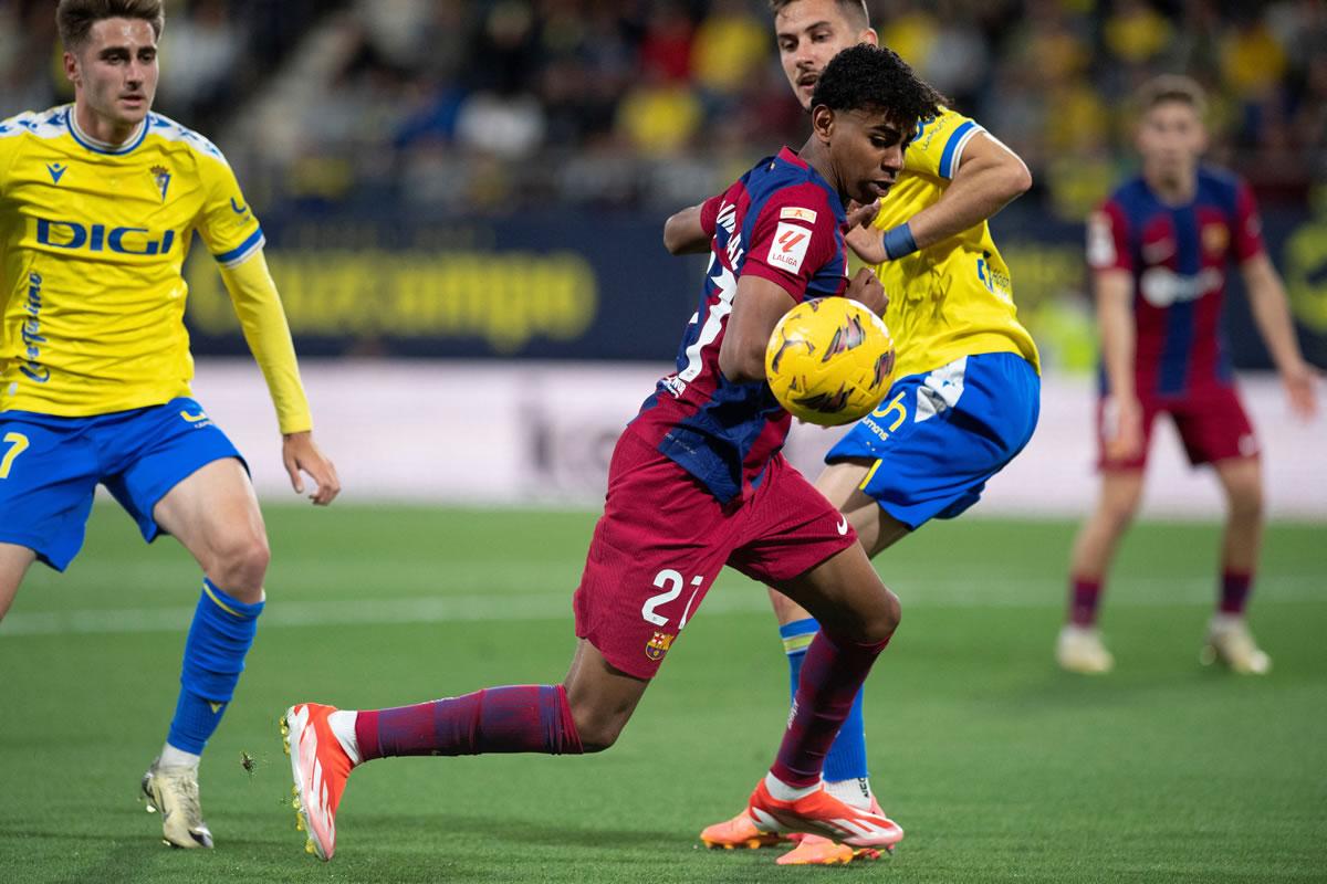 Lamine Yamal entró en el segundo tiempo para sumar minutos antes del duelo vital contra el PSG.