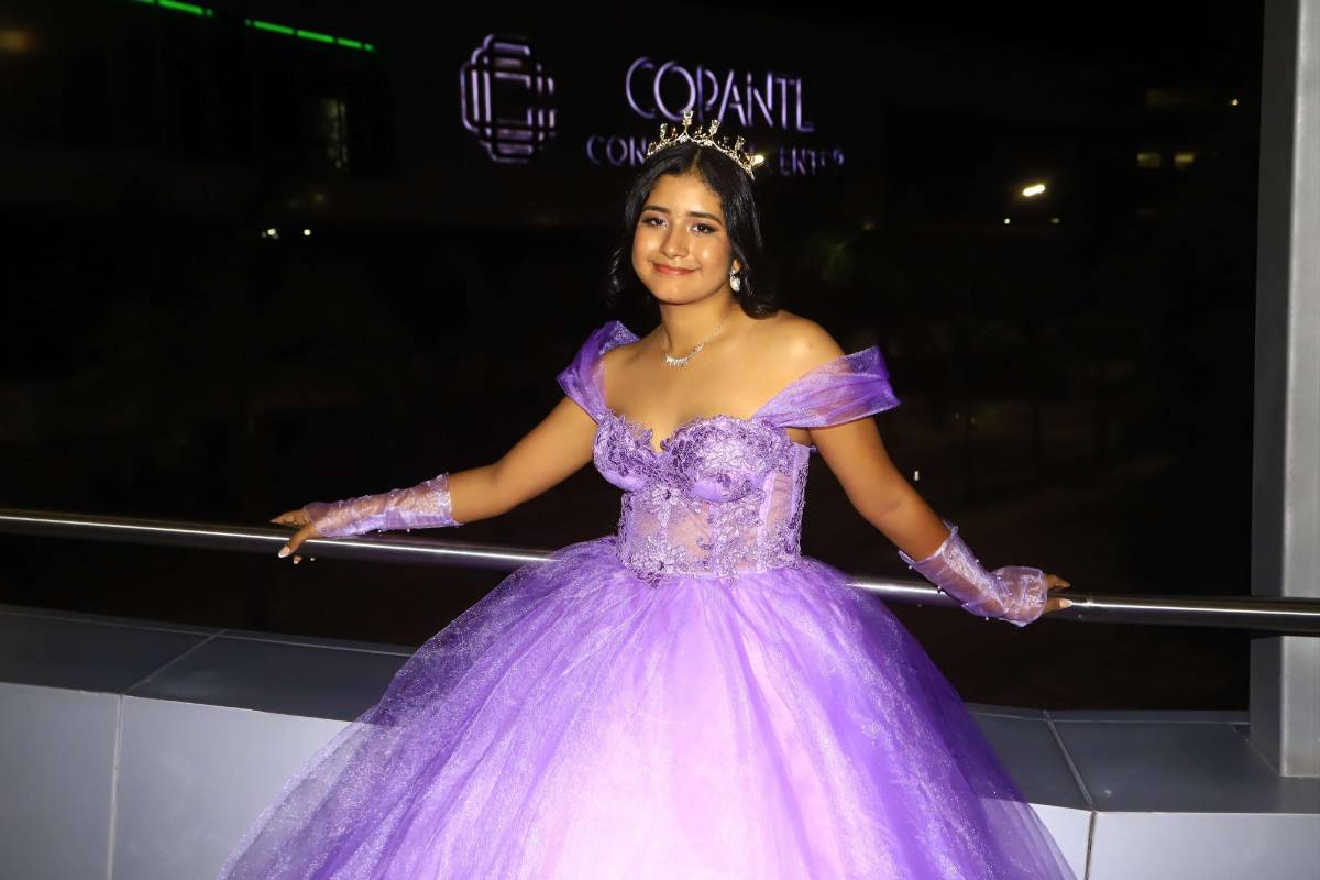 Elegante fiesta de XV años de Lía Morales Flores