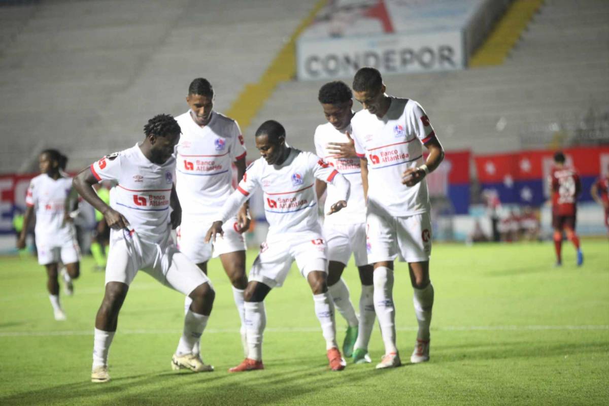 El baile de Olimpia a Estelí, festejos en el Nacional y el oso del Real España