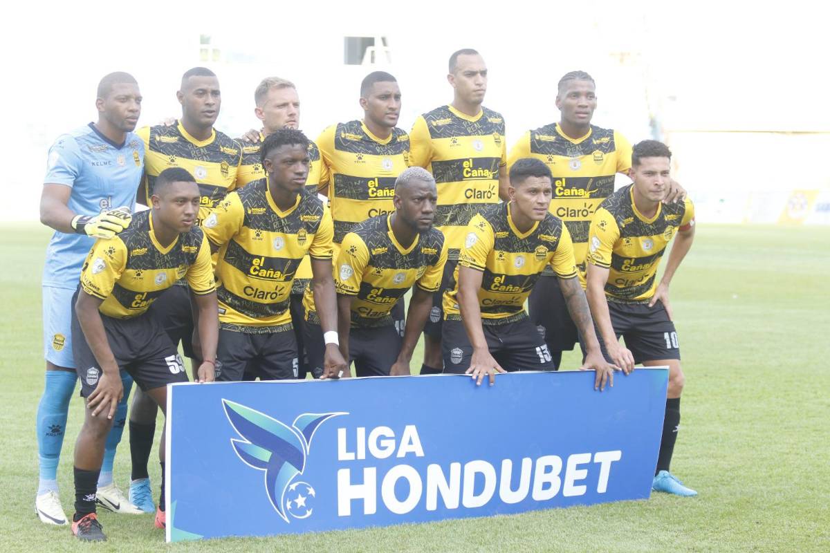 El 11 titular del Real España que enfrentó al Génesis en el estadio Olímpico.