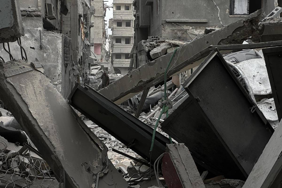 Ruinas y devastación: Los gazatíes regresan a lo que queda de sus hogares