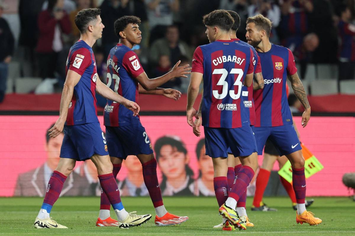 Barcelona doblega a Real Sociedad y recupera el segundo puesto