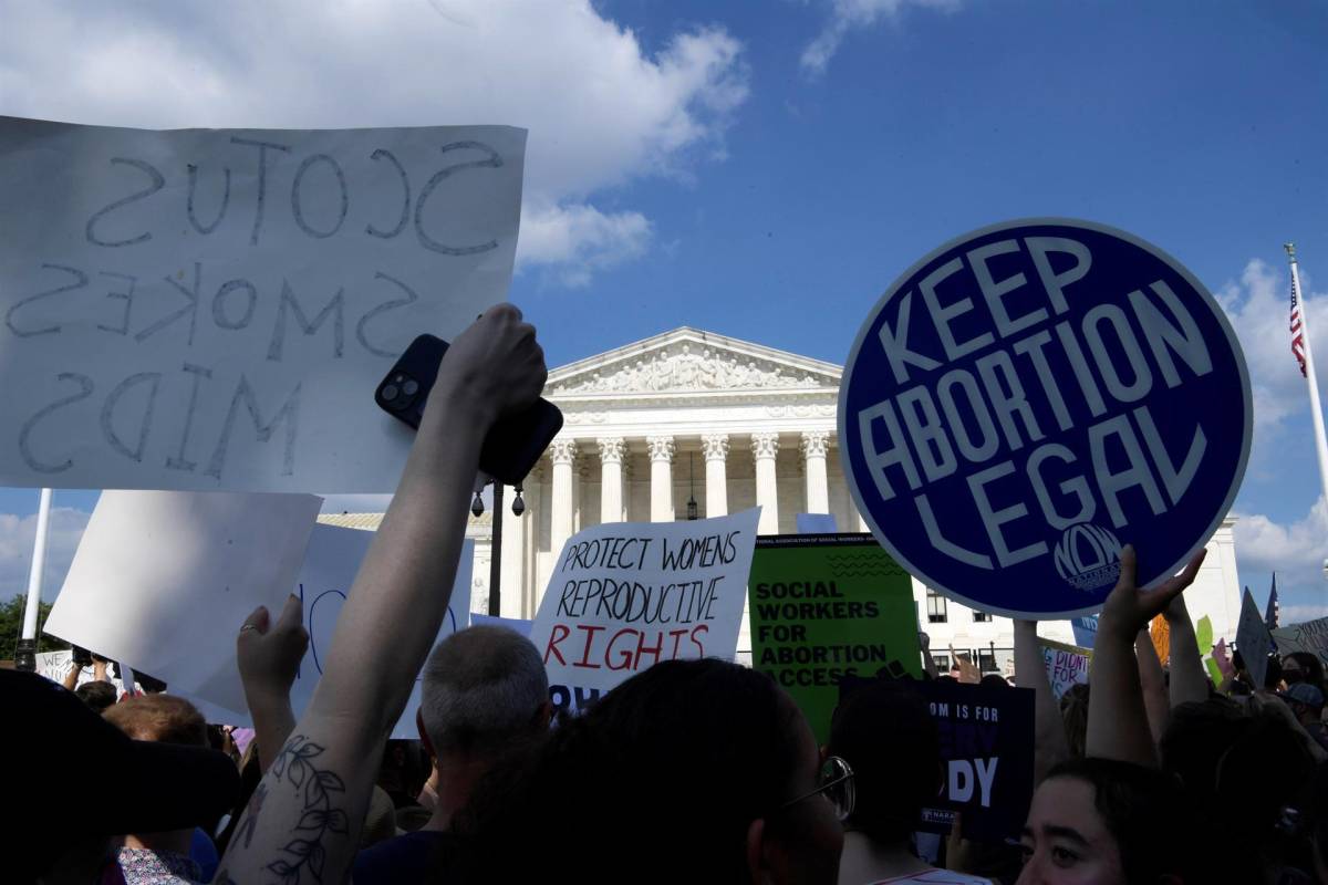 Un juez bloquea la prohibición del aborto en Luisiana, EEUU