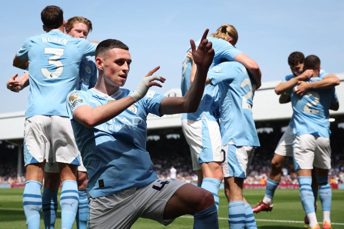 Phil Foden anotó 17 goles y ofreció 8 asistencias, un récord personal, en 34 partidos.