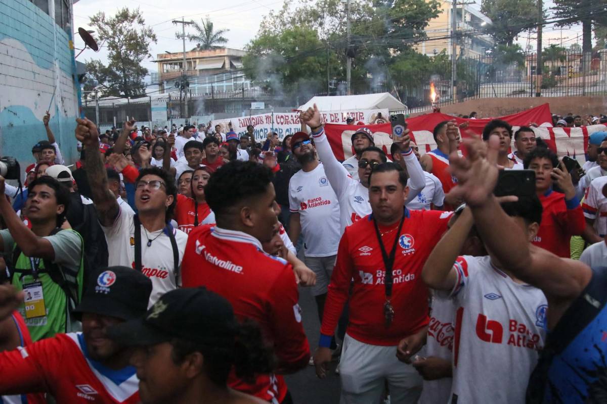 Las bellezas de Supercopa Honduras, aficionada viral del Olimpia y show de Ultra Fiel