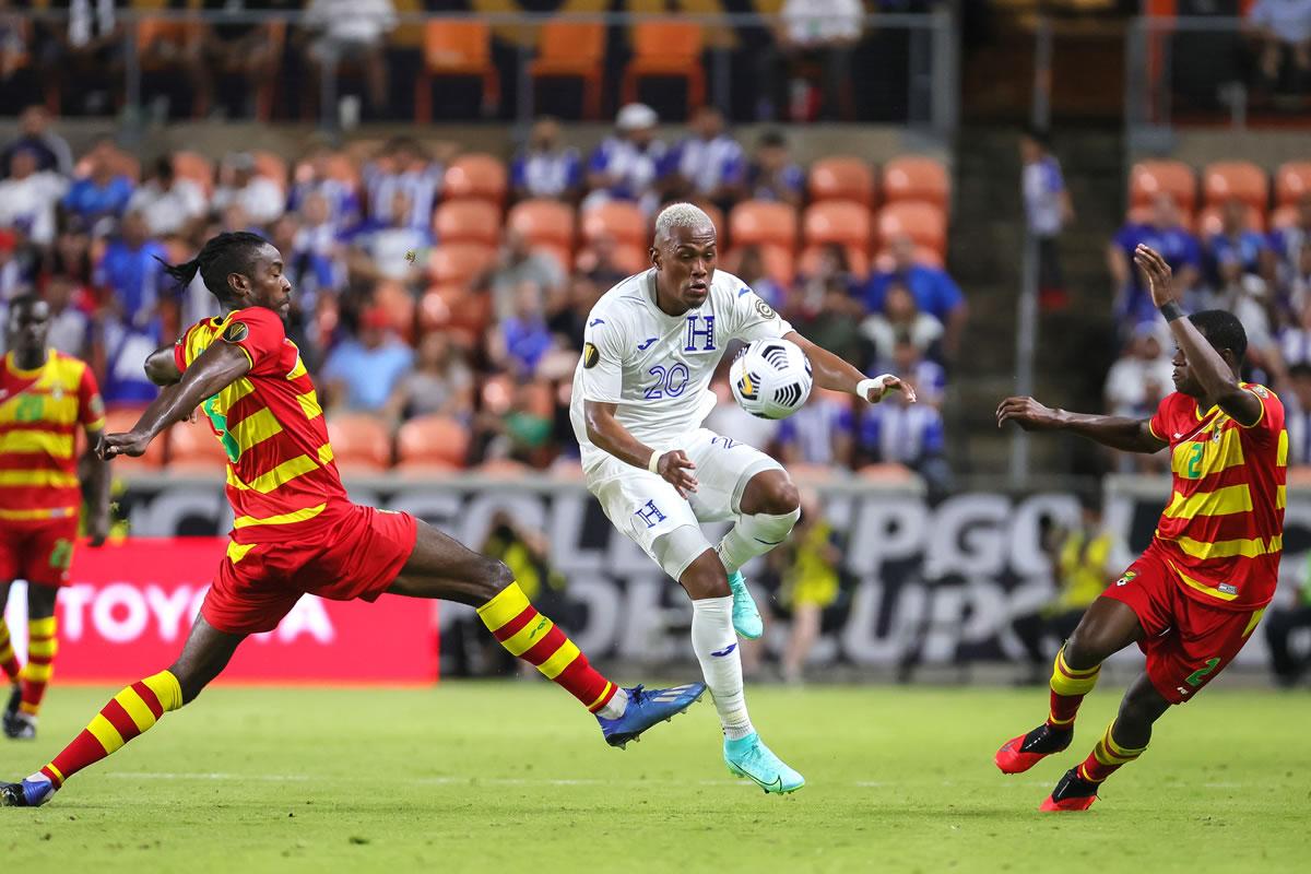 El último choque entre Honduras-Granada fue el 13 de julio por la fase de grupos de la Copa Oro 2021. En ese partido la Bicolor ganó 4-0 a los caribeños con anotaciones de Jerry Bengtson, Solani Solano, Jhonny Leverón y Romell Quioto.
