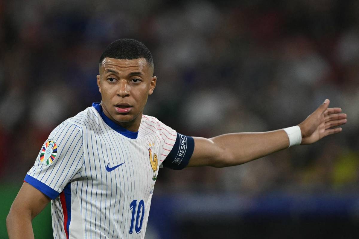 Mbappé y Francia sufren en su debut en Eurocopa 2024 con ajustado triunfo