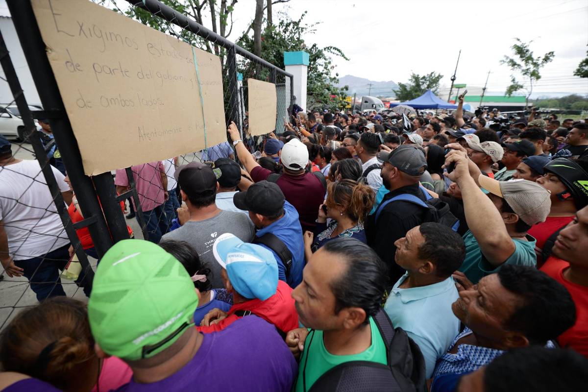 Equipo técnico del MP y CNBS se reúne con representantes de Koriun en Choloma