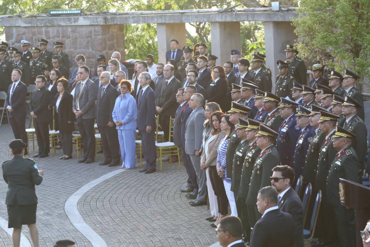 El discurso de Xiomara Castro en el izamiento de la bandera nacional