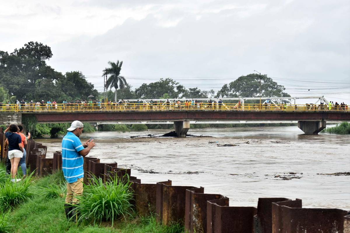 Alertan por formación de ciclón tropical en el Caribe que dejará lluvias