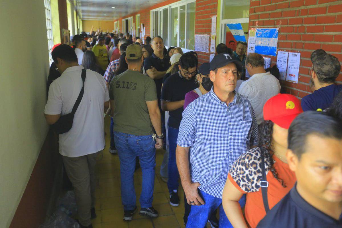 Así votó Junior Burbara, candidato a alcalde por SPS