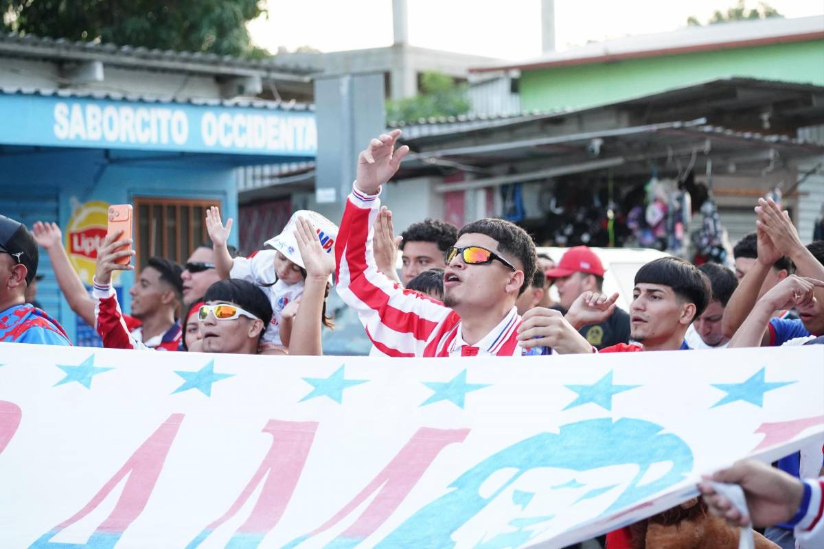 Olimpia da golpe al Choloma, 'intruso' se mete en pleno partido y Tiktoker cautiva