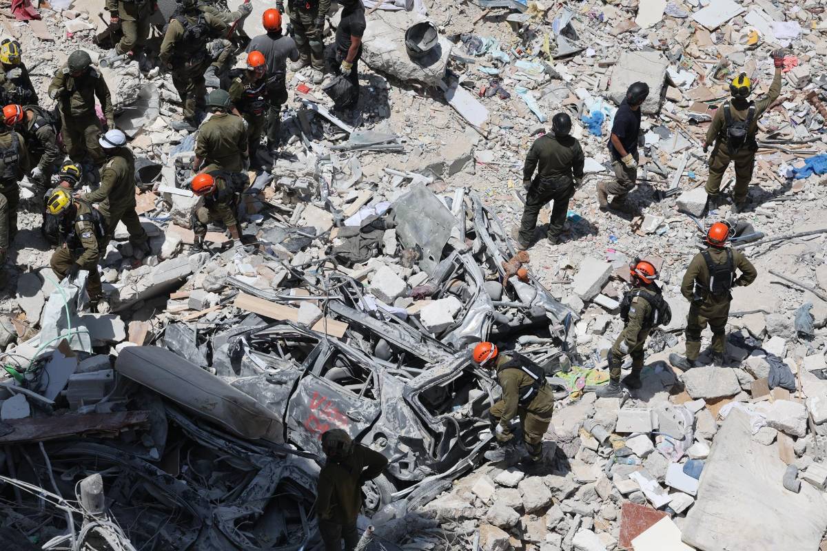 Irán responde a Estados Unidos con nuevos ataques con misiles a Israel