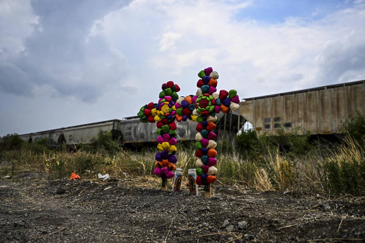 Suben a 53 los migrantes muertos en tráiler abandonado en Texas