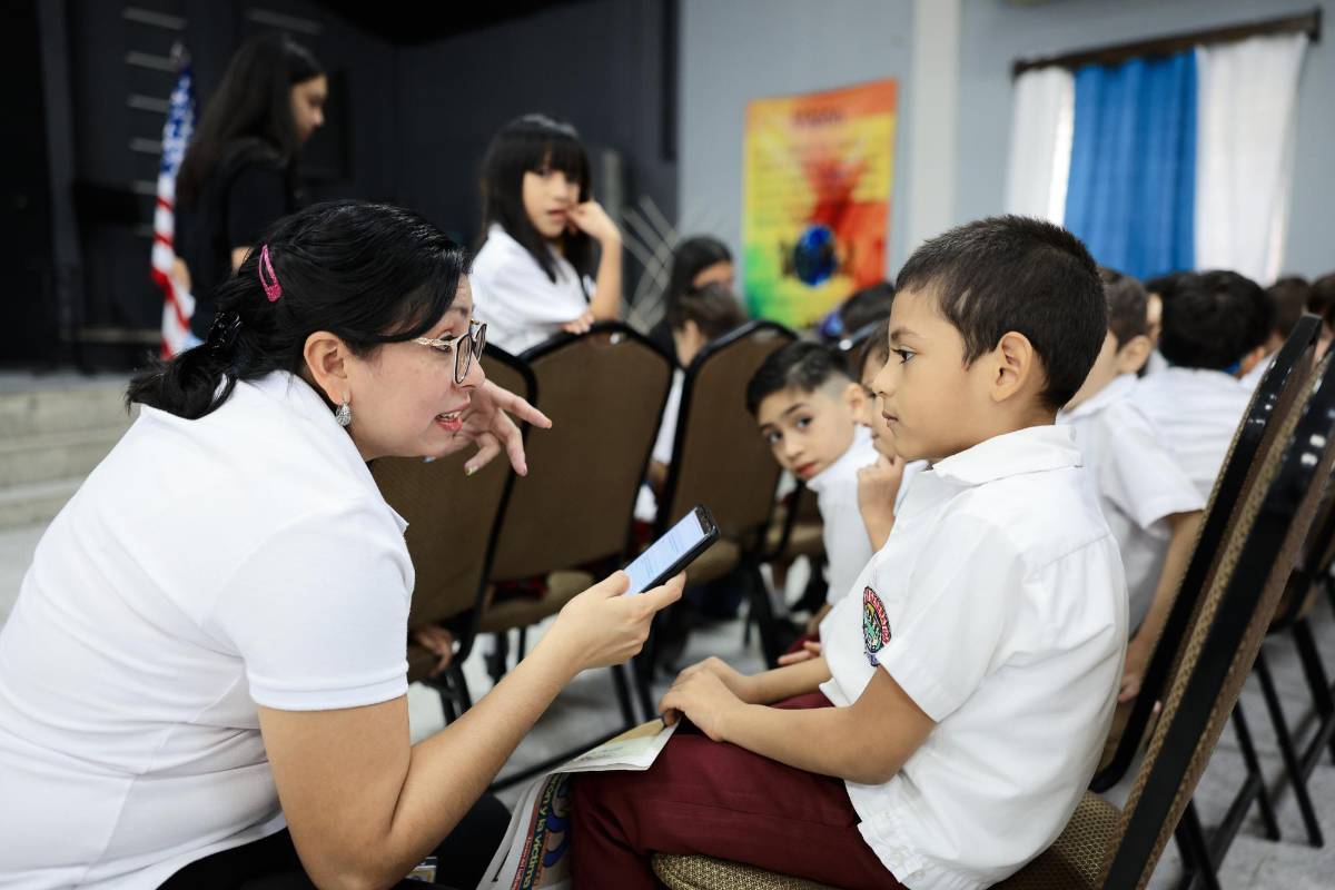 ¿Sabes qué es el síndrome del “fomo”? Te lo explicamos