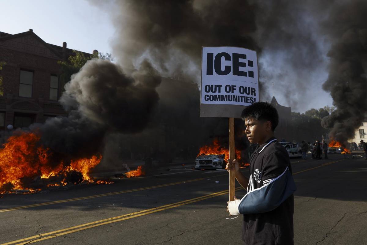 Estallido de violencia en Los Ángeles: Enfrentamientos entre manifestantes y tropas por redadas