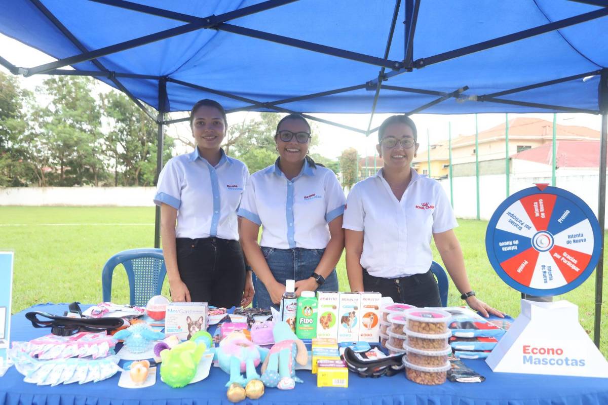 Feria del animalito en la New Horizon, por su 30 aniversario