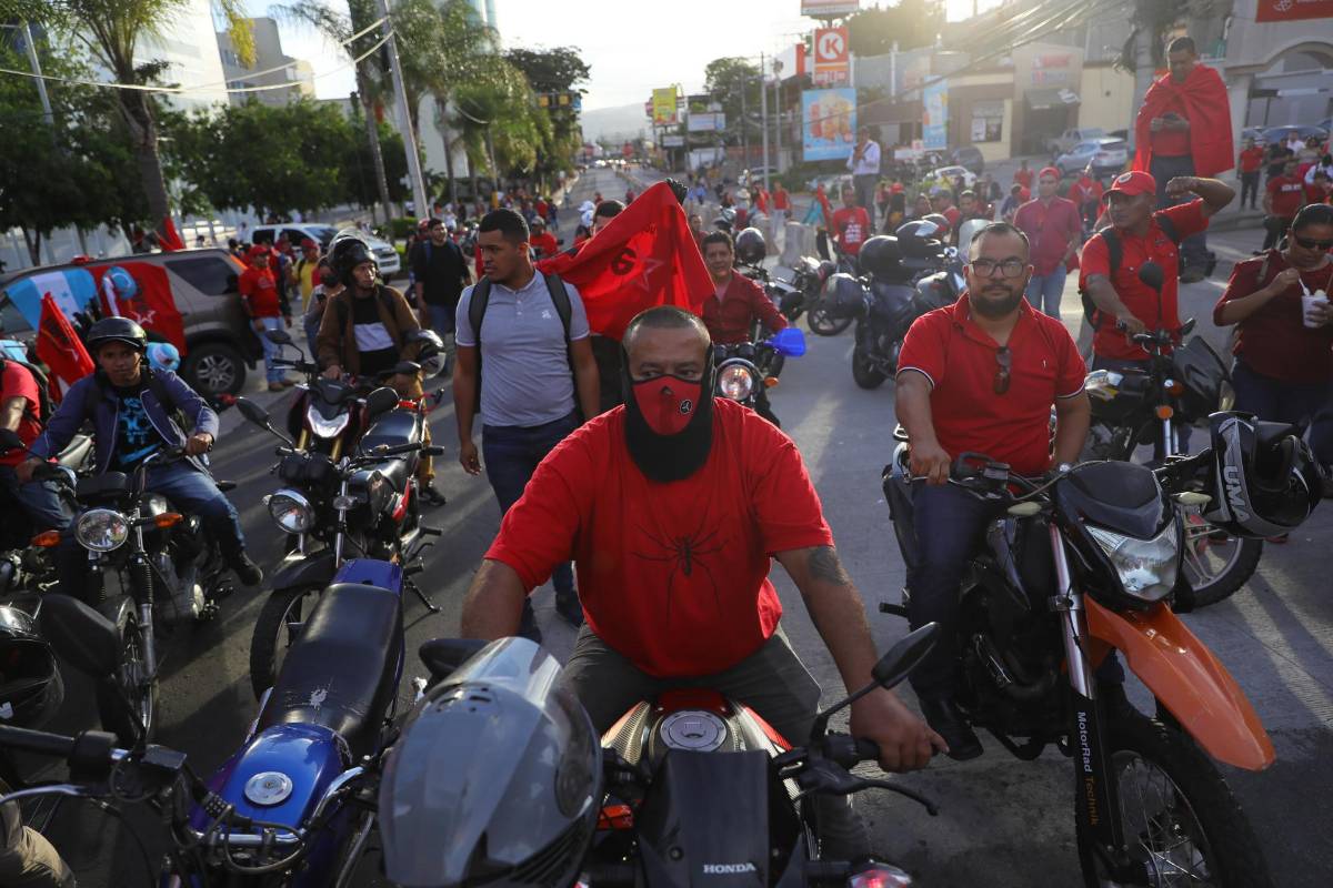 Colectivos de Libre impiden marcha de sociedad civil