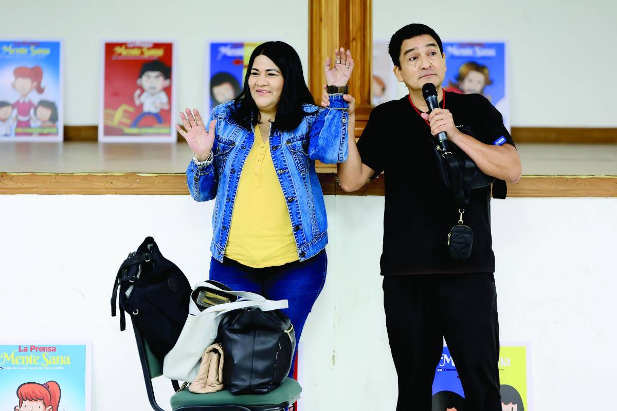 Colaboradores de LA PRENSA aprenden sobre salud mental