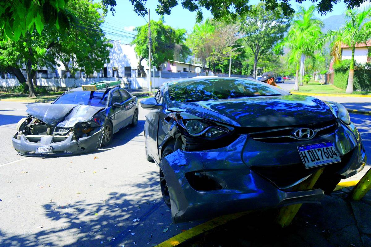 Expertos sugieren que deben aplicarse pruebas de alcoholemia y de drogas en el transporte.