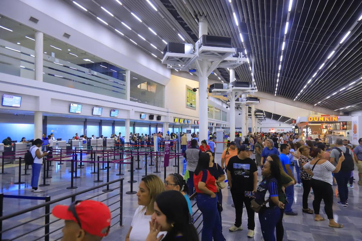 Unas 12 aerolíneas operan en el Villeda Morales, 10 internacionales y dos nacionales.