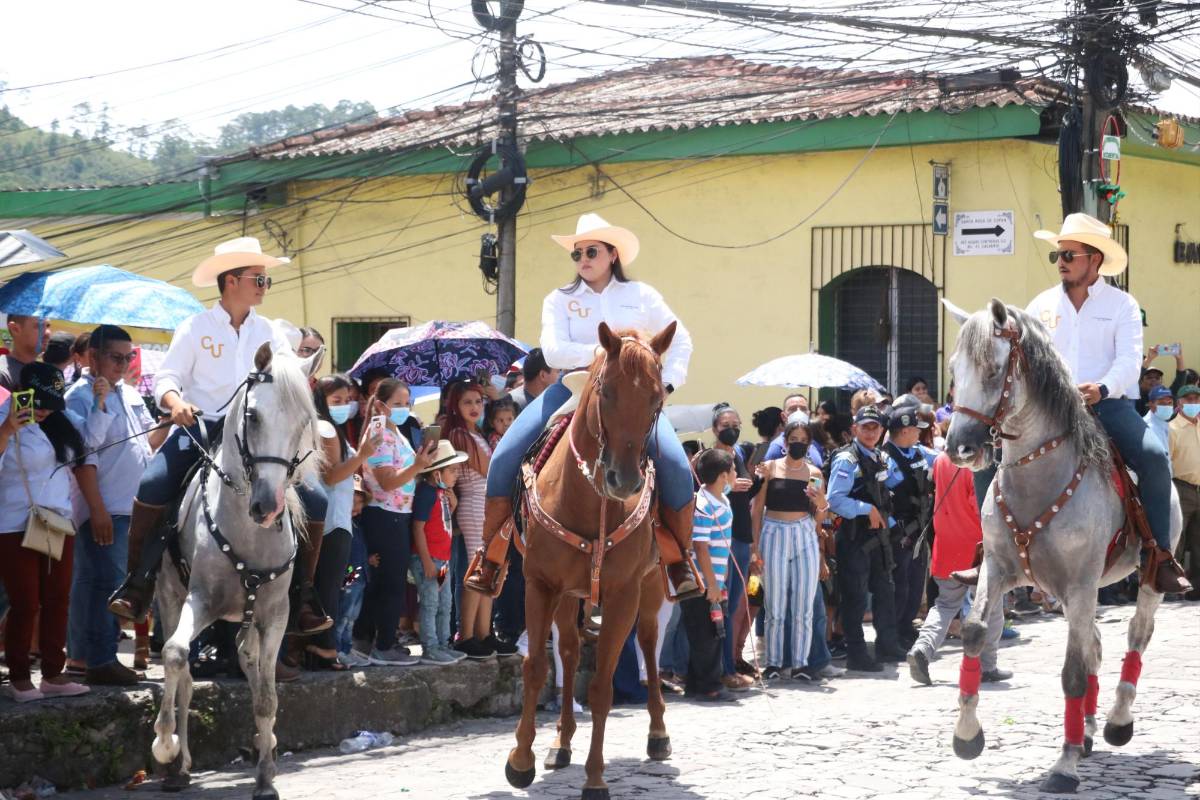 Ganaderos desfilarán junto a carrozas este fin de semana en Copán