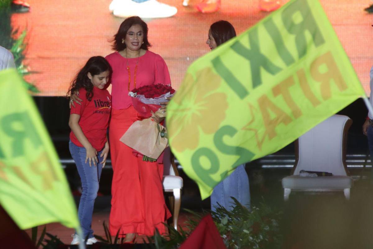 Rixi Moncada afirma fallas en el simulacro del Trep