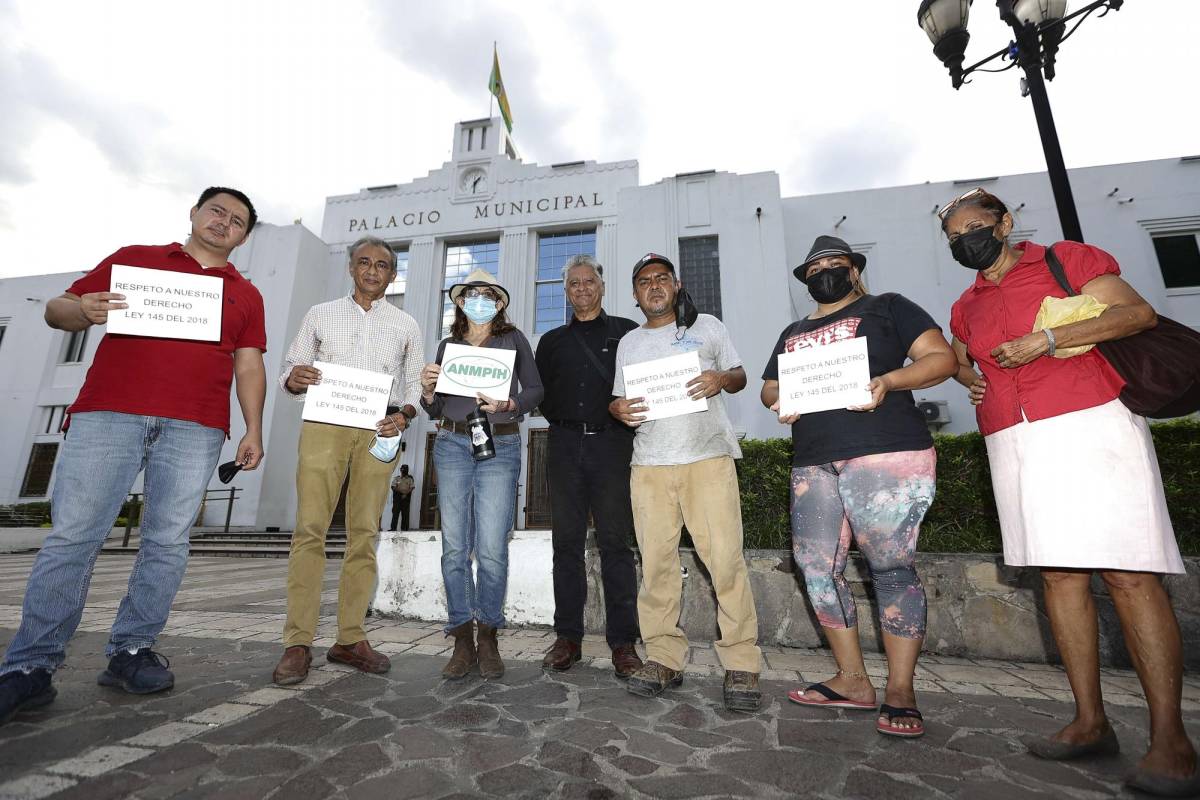 Mipymes protestan frente a la alcaldía de San Pedro Sula